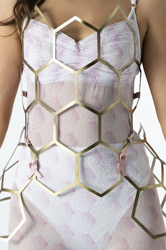 Contour Fashion 14